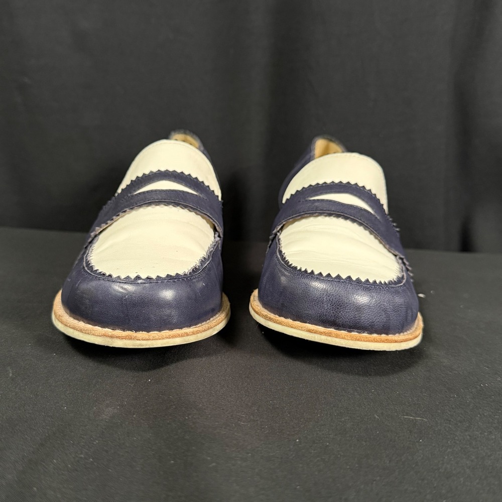 Vintage Stuart Weitzman Spectator Penny Loafers Two Tone Leather Spain Women 9 M - Picture 2 of 16
